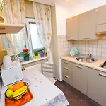 Romana Lahovary * Bukarest