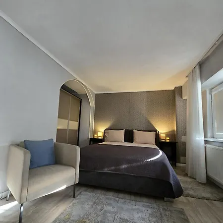 Apartman Romana Lahovary