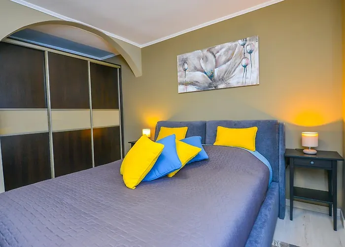 Romana Lahovary Apartman